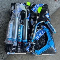 King Mid Travel W/ Mazzulla Uppers For 20+ GM2500 Avilable