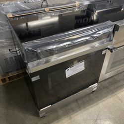 Samsung Bespoke Electric Stove 30’ New In Box