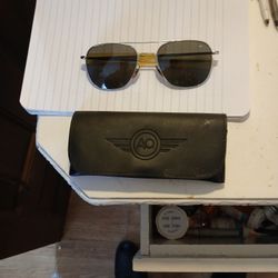 AO/USA ORIGINAL PILOT GLASSES 