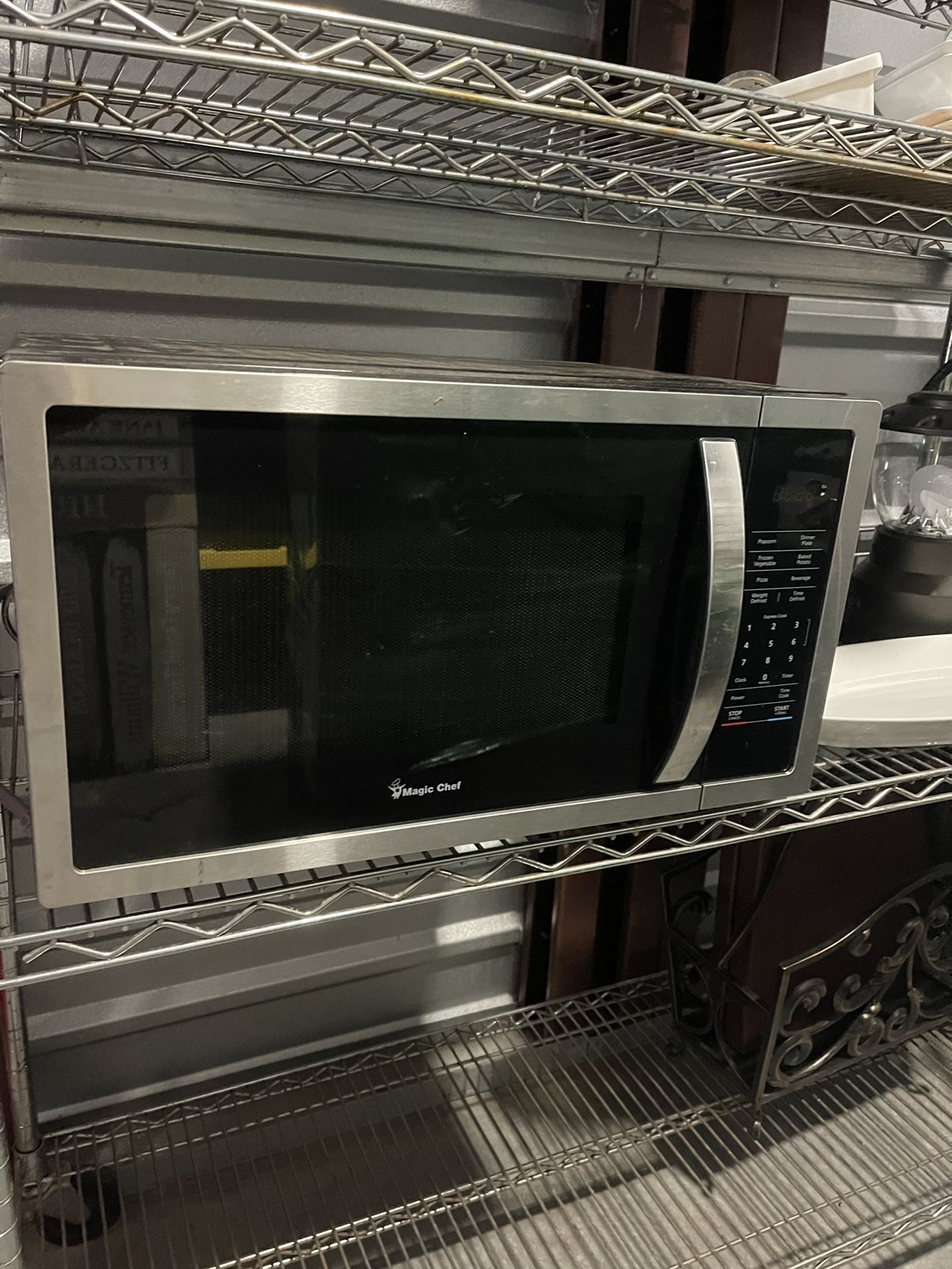 Magic Chef Microwave 