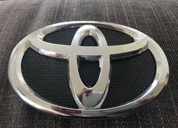 Toyota Camry Emblem 2007 2017 For In Ephrata Pa Offerup Toyota Camry Emblem 2007 2017