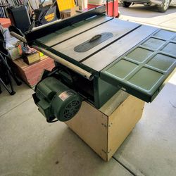 Central Machinery Solid Table Saw