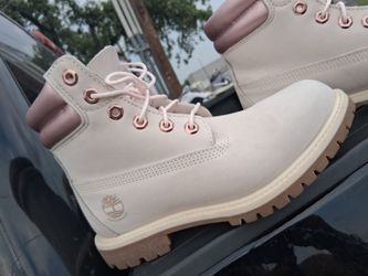 Timberland  for women size 8