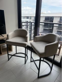 Set of 2 Upholstered Counter Stools with Metal Base