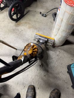 Dyson Vacc