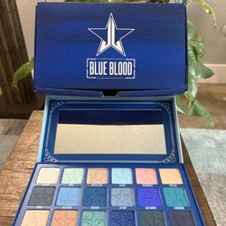 Jeffree Star Blue Blood Palette