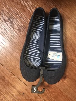 NWT women blue flat shoes size 6.5 7 9.5
