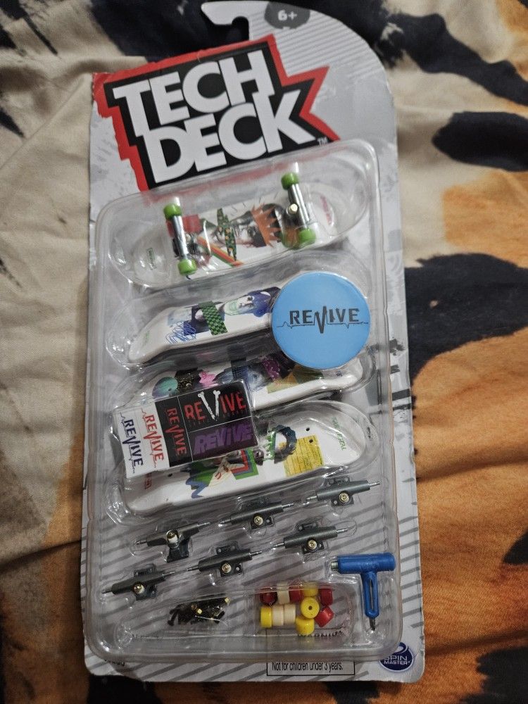 Tech Deck Skateboard Pack
