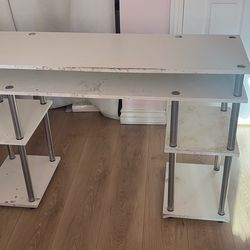 White Nail Desk - Used / Needs TLC