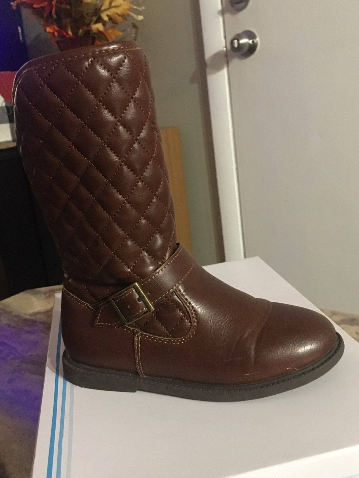 Girls brown boots