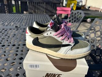 Travis Scott’s reverse olive