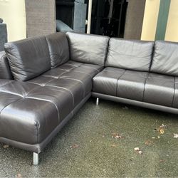 Sectional Couch 