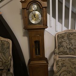 Antique Grandfather Clock 