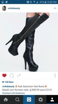 Black heel boots