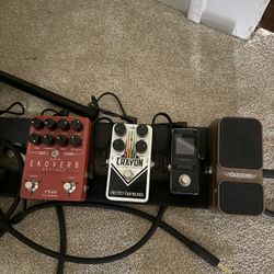 Electric Guitar Pedals 