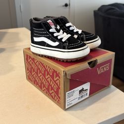 Infant/Toddler Size 4c Vans Tennis Shoes