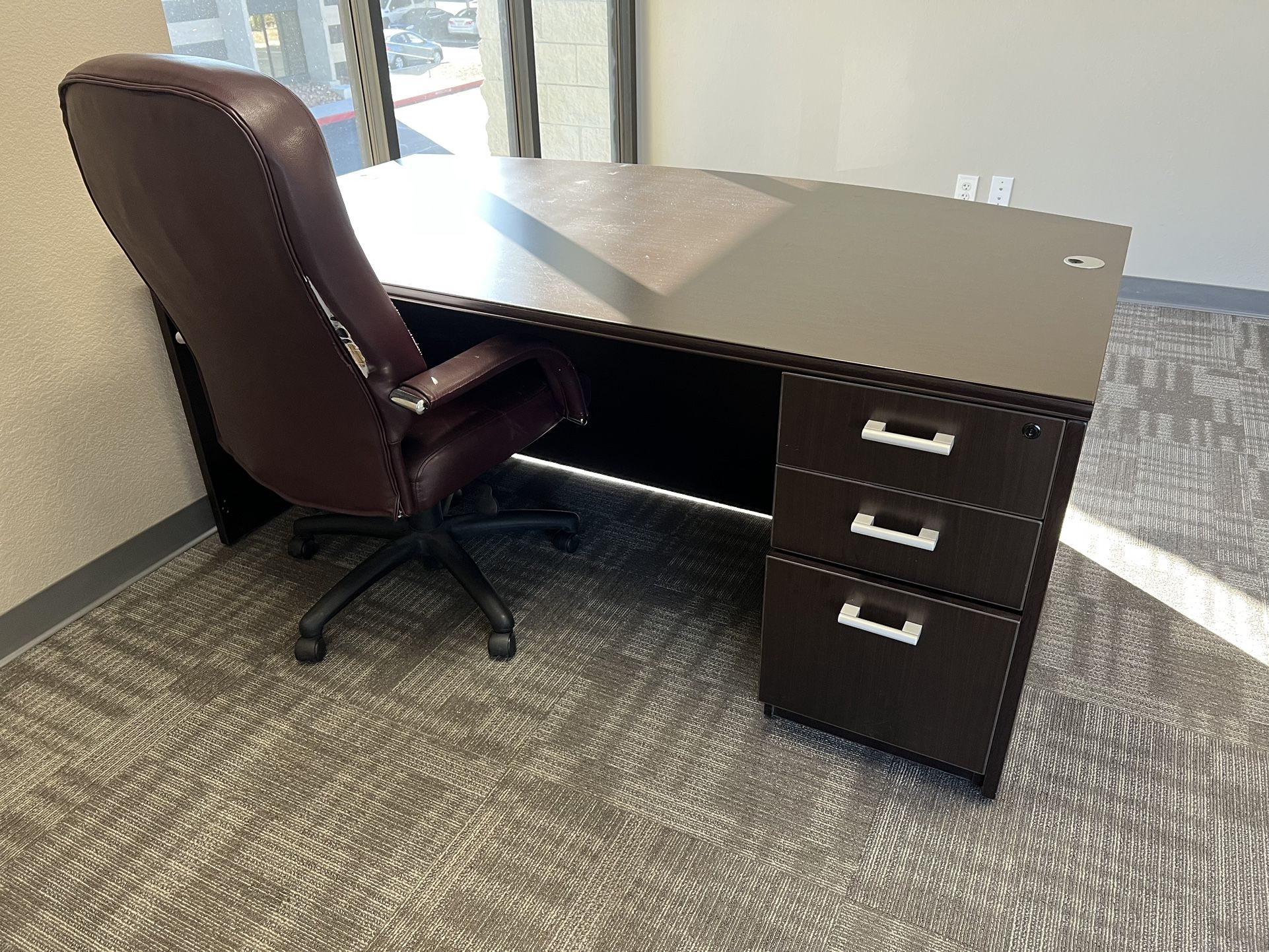 Office Desks And Chairs for Sale in Henderson, NV OfferUp
