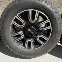 8 Lug GM Wheels And Tires 