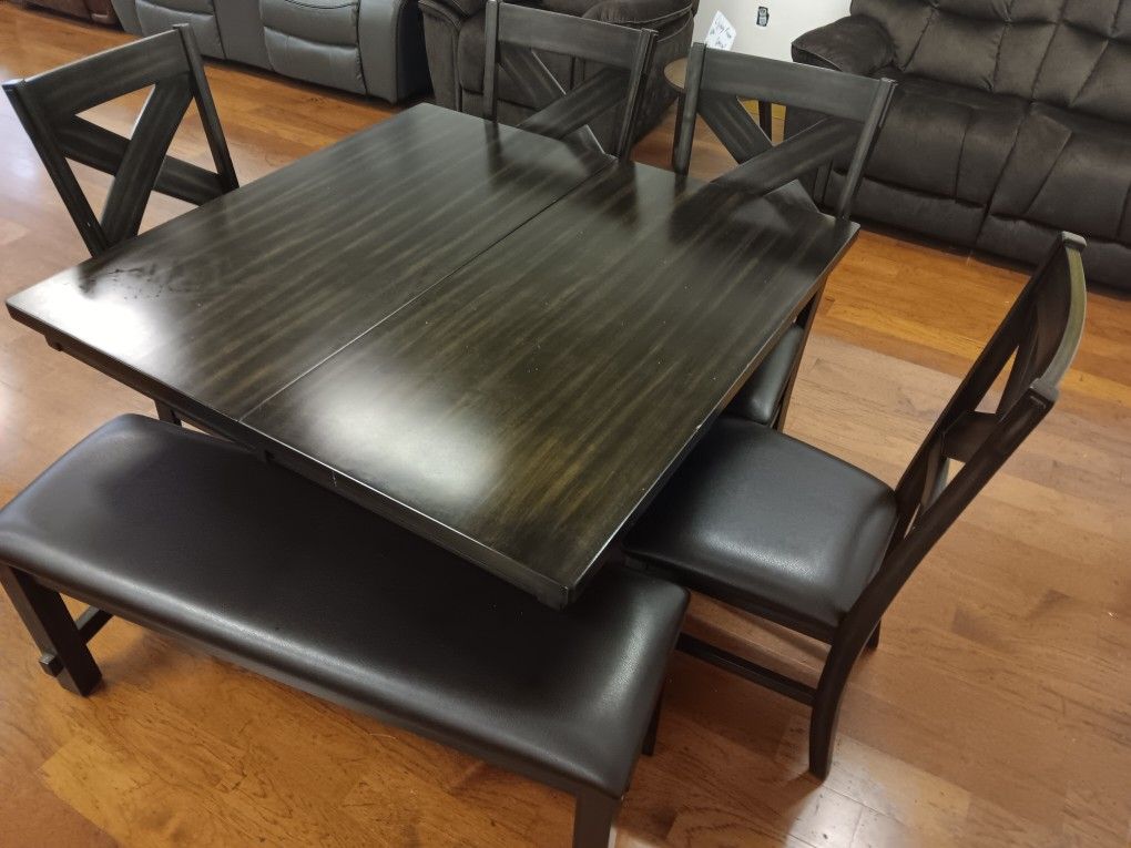 *Weekly Feature!!!* Stunning Kelly Dining Table Sets W/4 Chairs And Bench Delivery/$10 Down Financing🤭