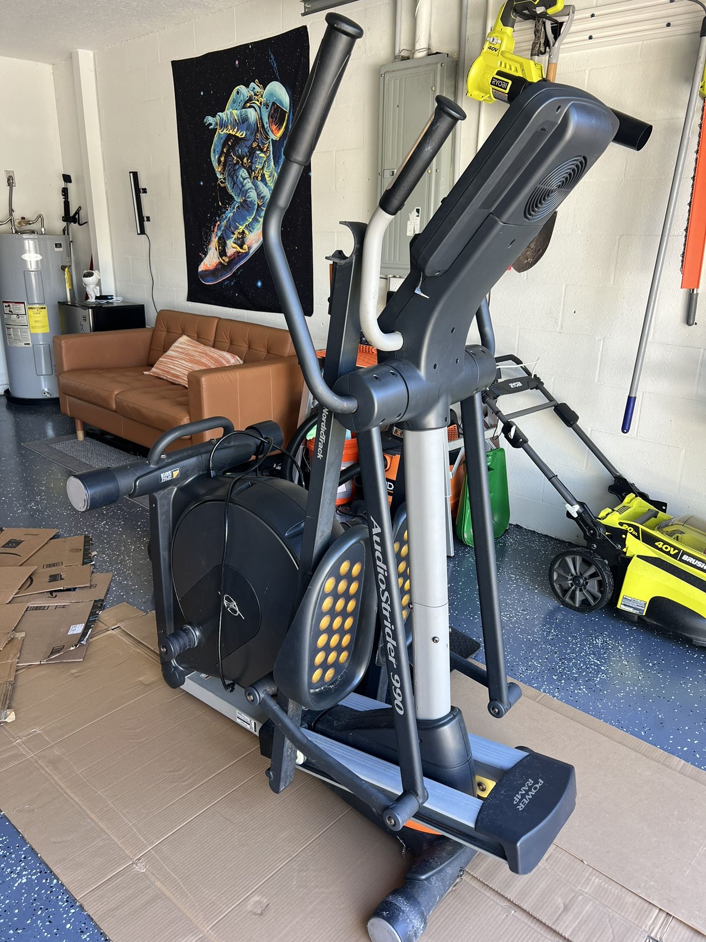 Elliptical Exercise machine