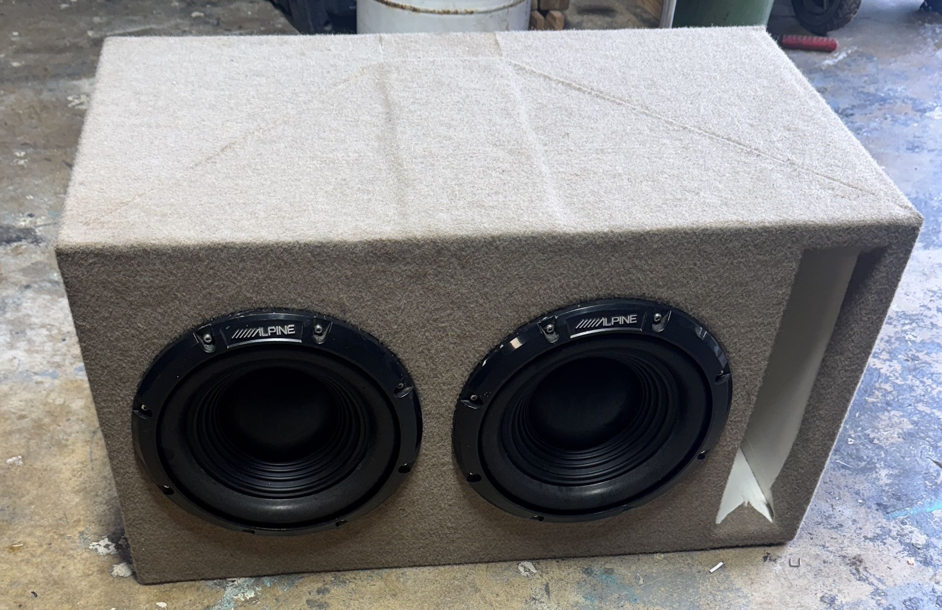 2 Alpine Bassline 10’s swa-10s4 With Box