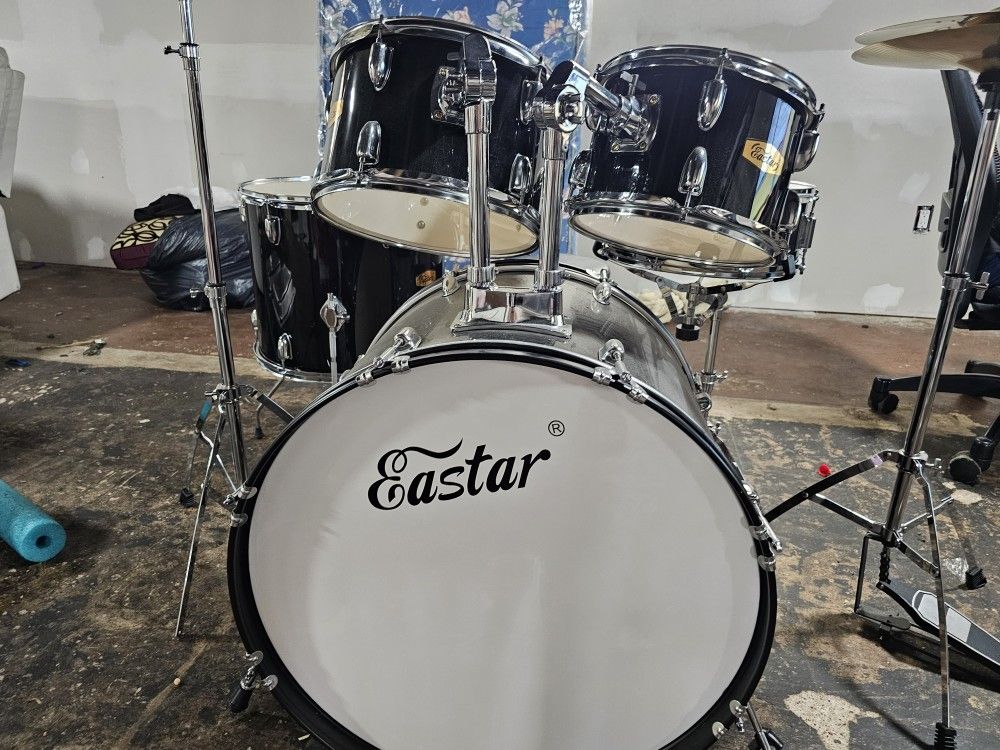 Eastar Drum Set