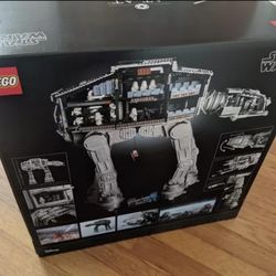 LEGO Star Wars AT-AT Walker 75313 Brand New.