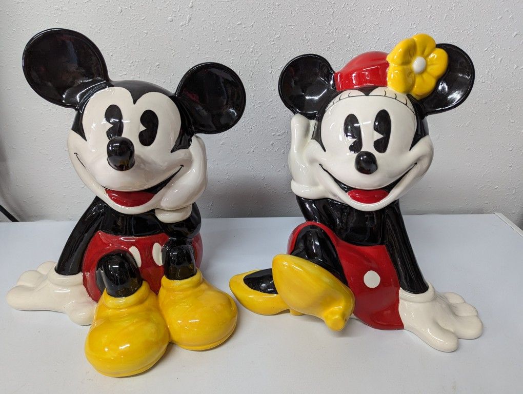 Cafetera Mickey Mouse for Sale in Miami, FL - OfferUp