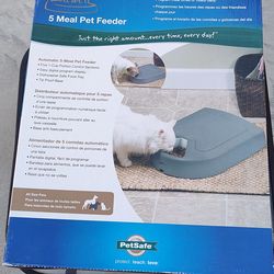 Automatic Pet feeder