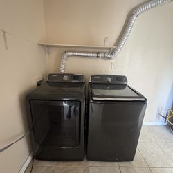 Samsung Washer & Dryer Set – Works Perfect