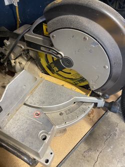 DEWALT MITER SAW