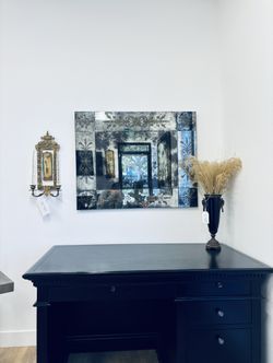 Beautiful 1920s Goth Antique Verre Églomisé Mirror