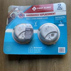 New FIRST ALERT Wired Smoke Alarm/Detector. Optional Installation 