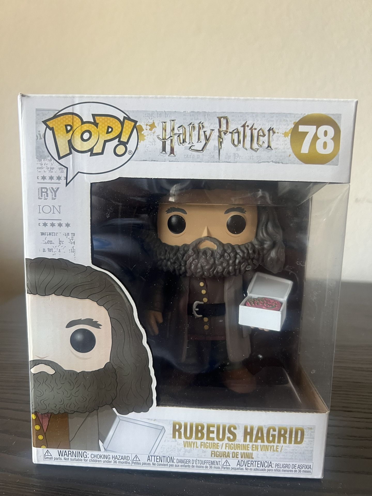 SUPER Rubeus Hagrid w/ Birthday Cake Funko Pop #78 Harry Potter Wizarding World