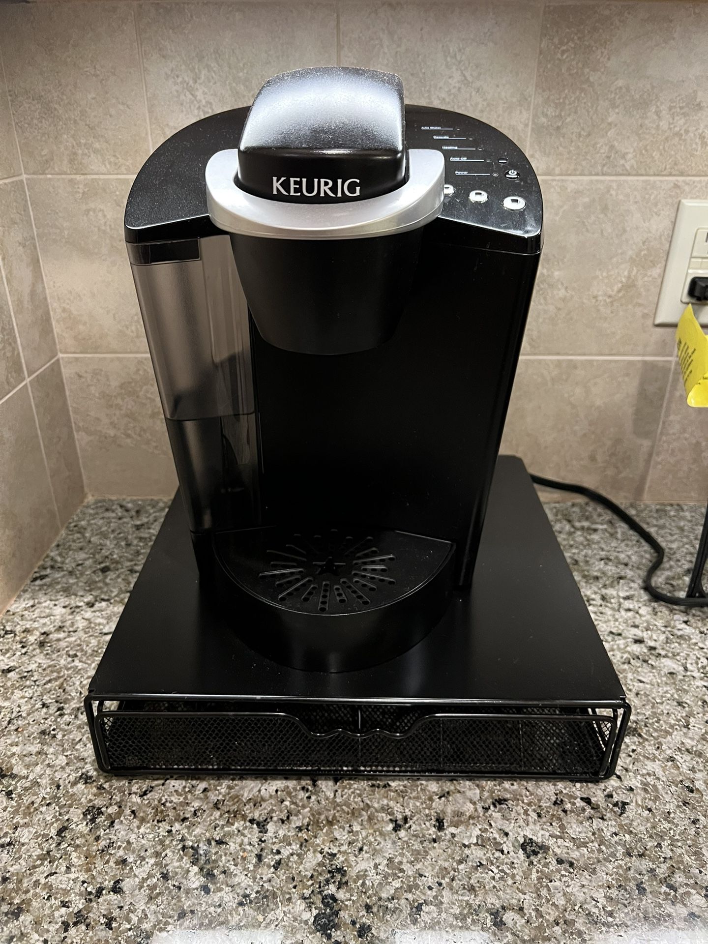 Keurig K Classic With Stand That holds Coffee Pods