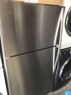whirlpool 33 inches top freezer refrigerator