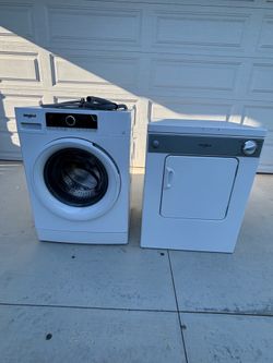 RV Whirlpool Washer and Dryer