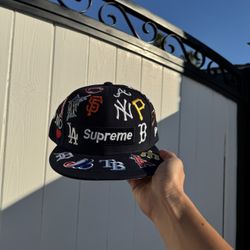 Supreme Hat