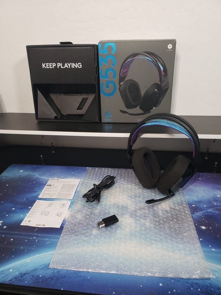 New Logitech G535 Lightspeed Wireless Gaming Headset - Lightweight on-ear Headphones, Flip to Mute Mic, Stereo, Compatible W/ PC, PS4, PS5, USB Rechar
