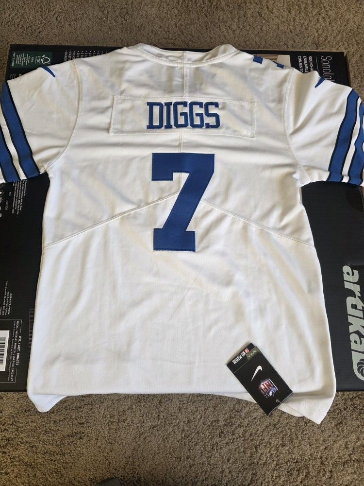 Cowboys Trevon Diggs Jersey.