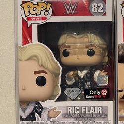 Diamond Ric Flair Funko Pop + Pin Set *MINT* GameStop Exclusive WWE 82 with protector Wrestling Sports
