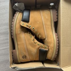 TIMBERLAND BOOTS
