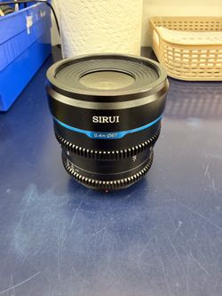 Sirui Lens 35 T1.2