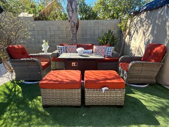 Patio furniture set outdoor new in the box