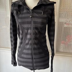 Women’s Lululemon Stripped Stride Jacket 