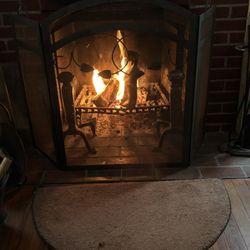 Decorative Wrought Iron Fireplace Screen. 