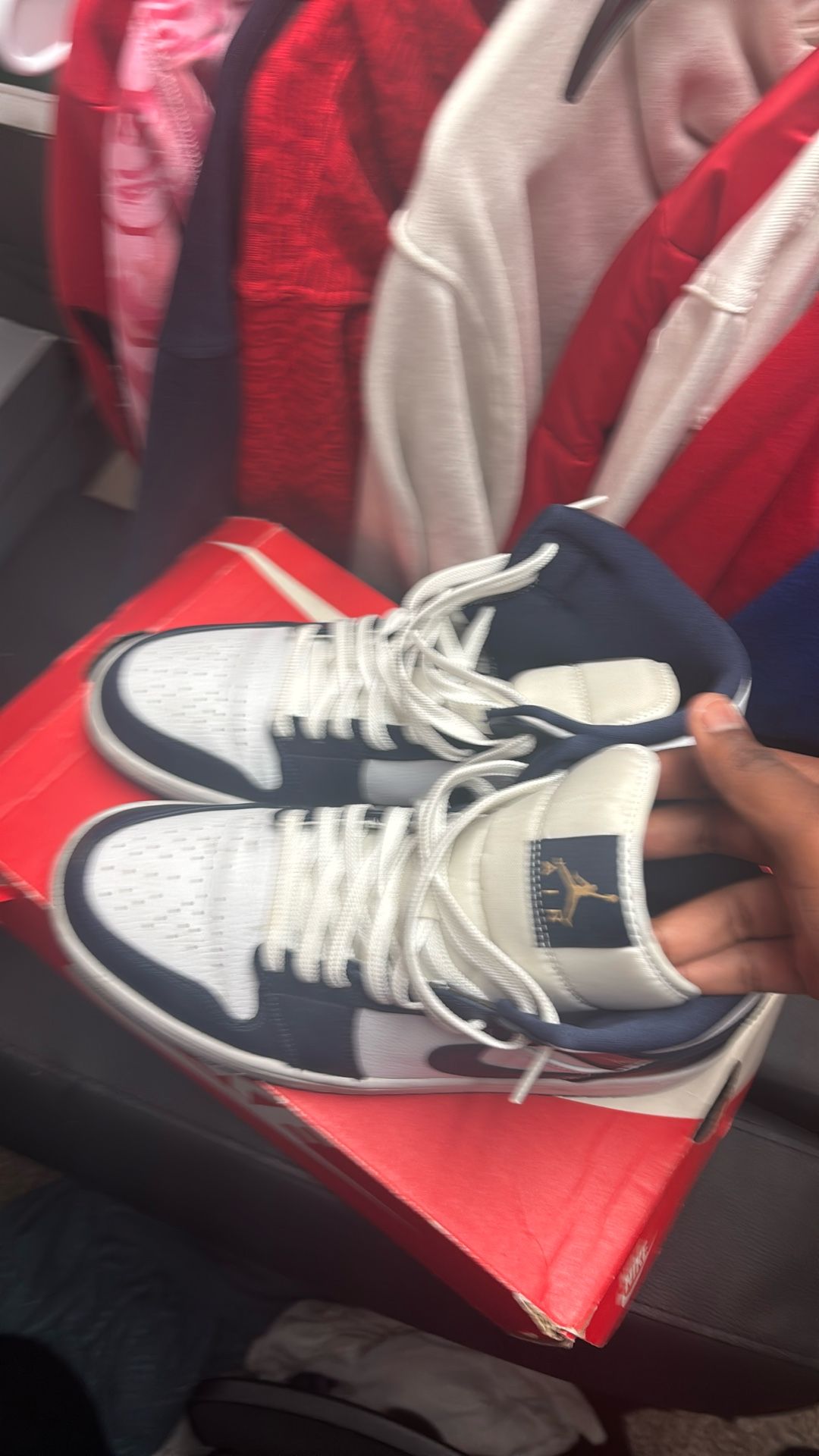 jordan 1s 9.5