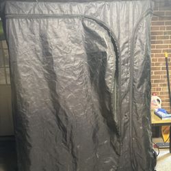 Grow Tent W Extras