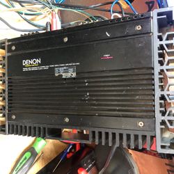 Old School DENON 4 Channels Amplifier