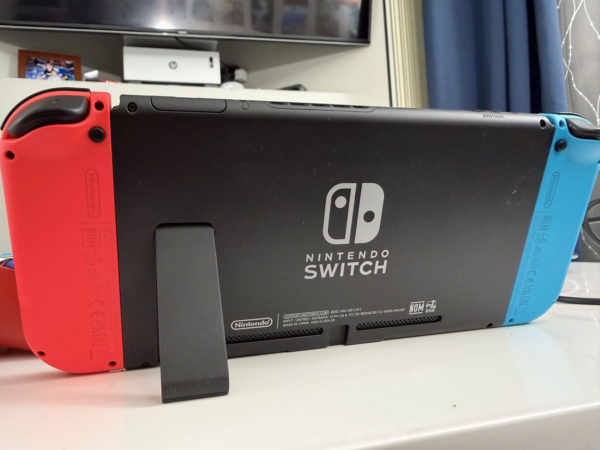 Nintendo Switch Bundle – Mint Condition – Only Used Once – $385